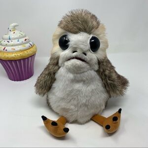 Star Wars The Last Jedi Port 8.5” Plush with Sound and Movement